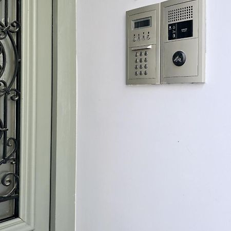 Victoire Saphir 203 Climatise Hotel De Ville Saint-Dizier Bagian luar foto